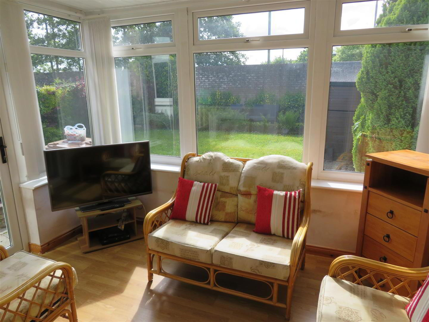 7 Sunningdale 9 of 27