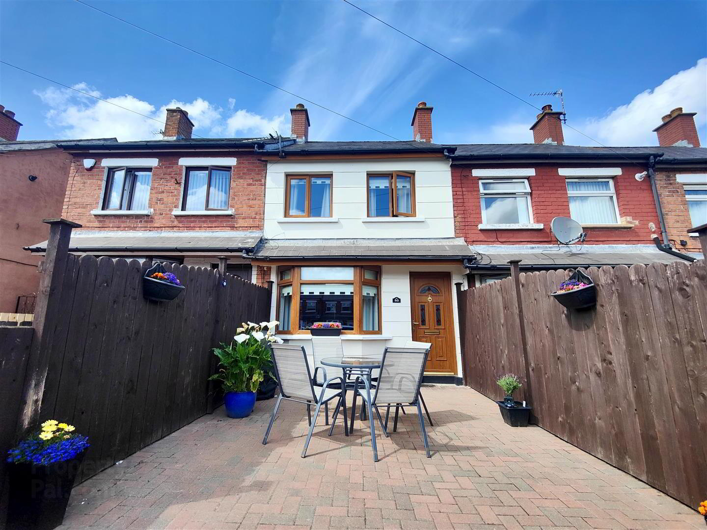60 Ladbrook Drive 1 of 22