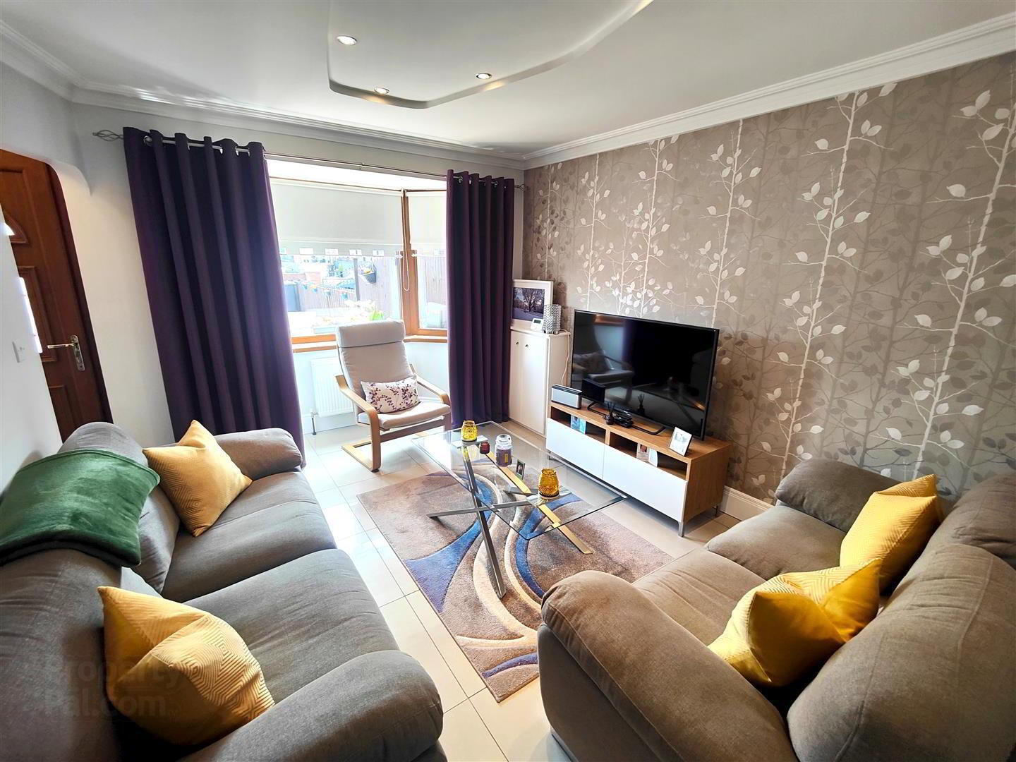 60 Ladbrook Drive 3 of 22