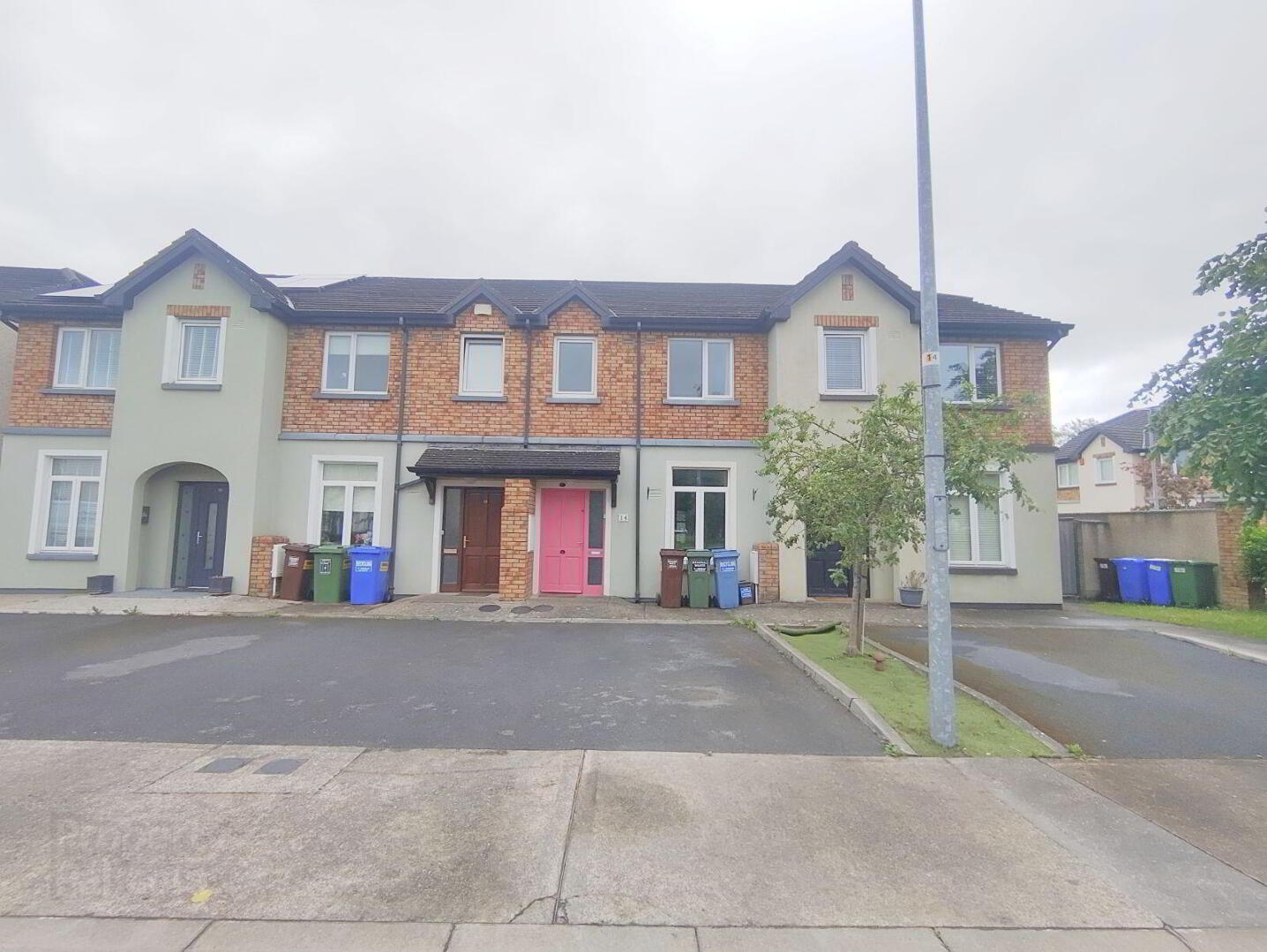 14 Clonmore 1 of 24