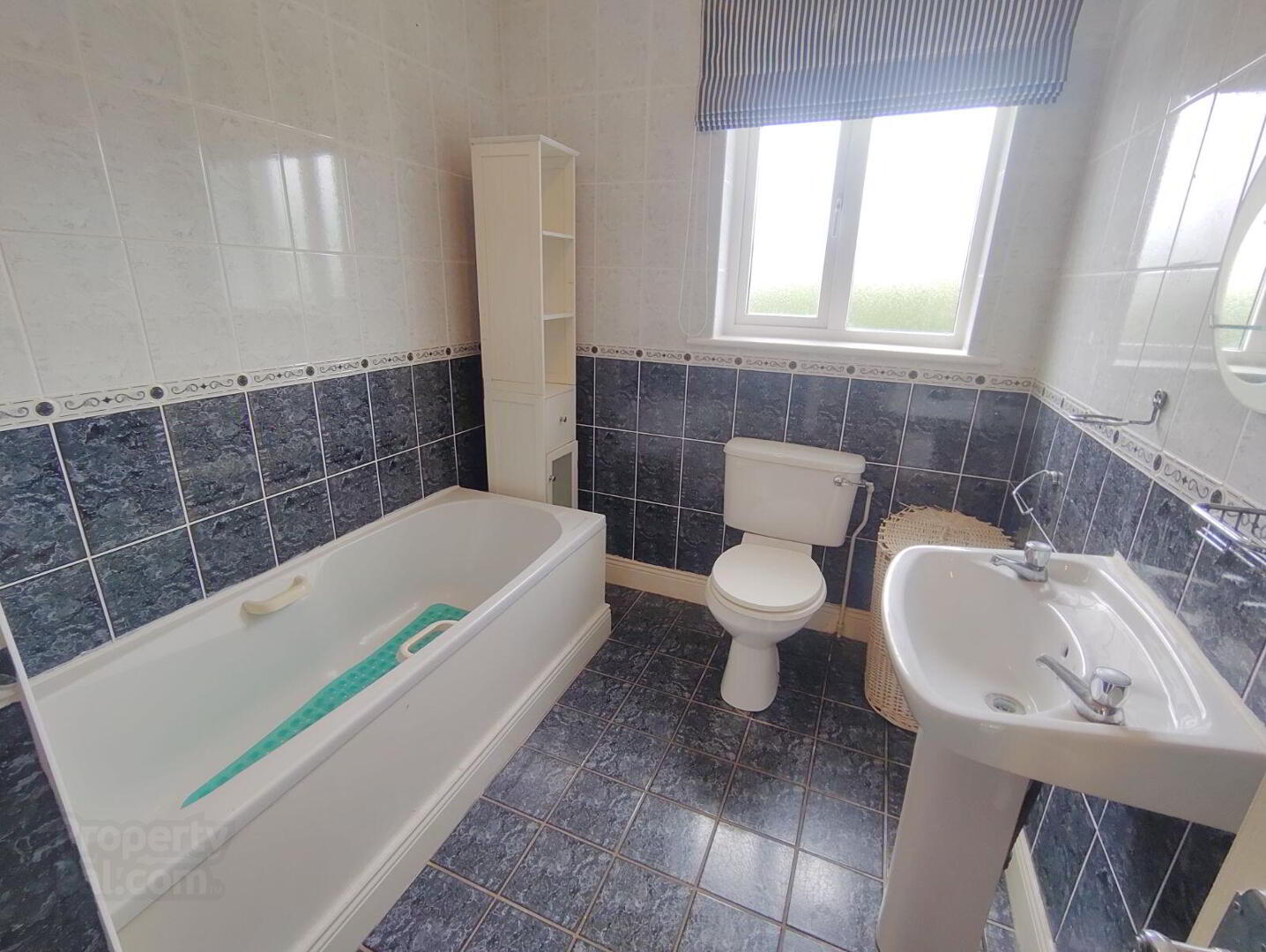 14 Clonmore 13 of 24