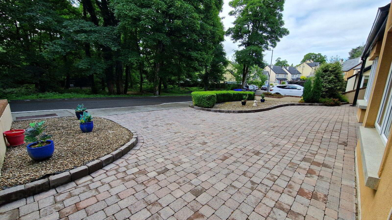 property description image