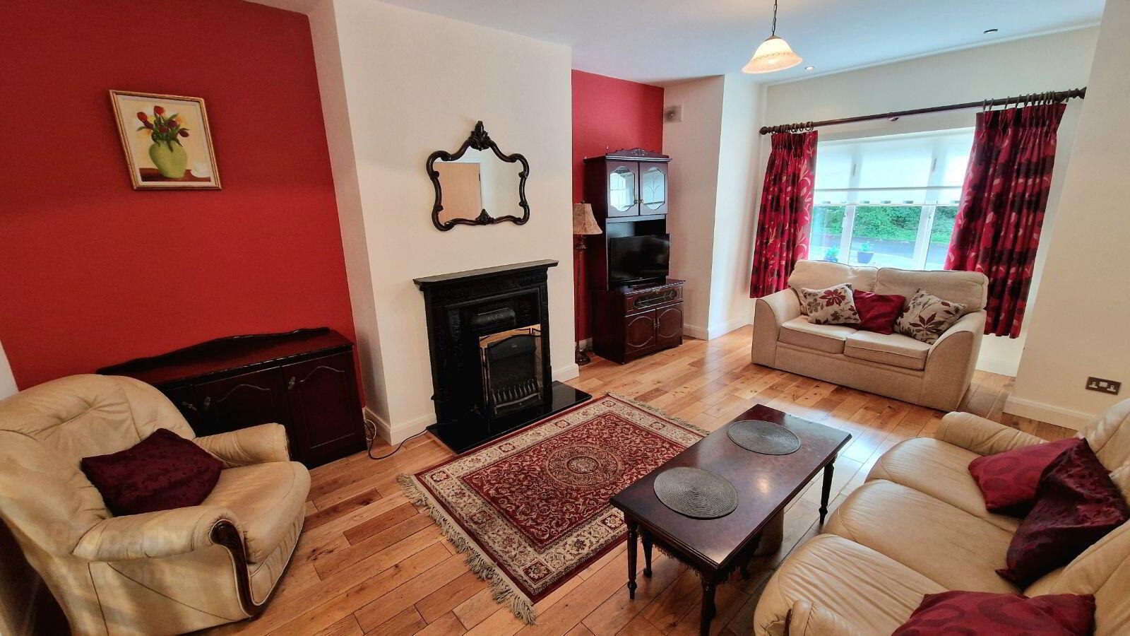 8 Loreto Wood 5 of 34
