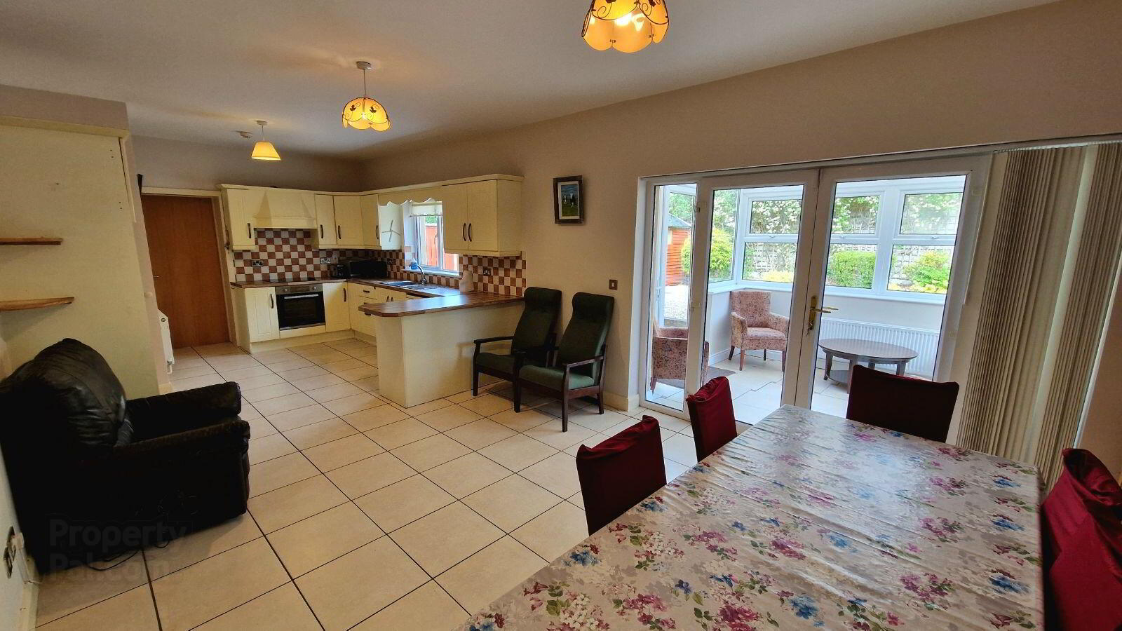 8 Loreto Wood 10 of 34