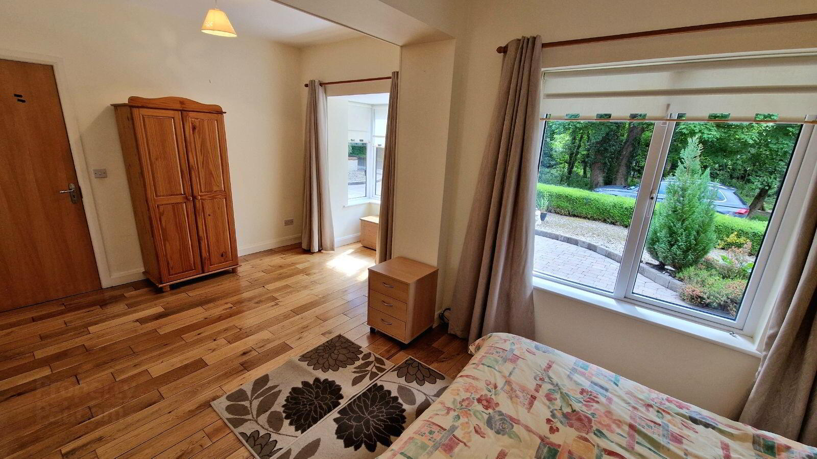 8 Loreto Wood 16 of 34