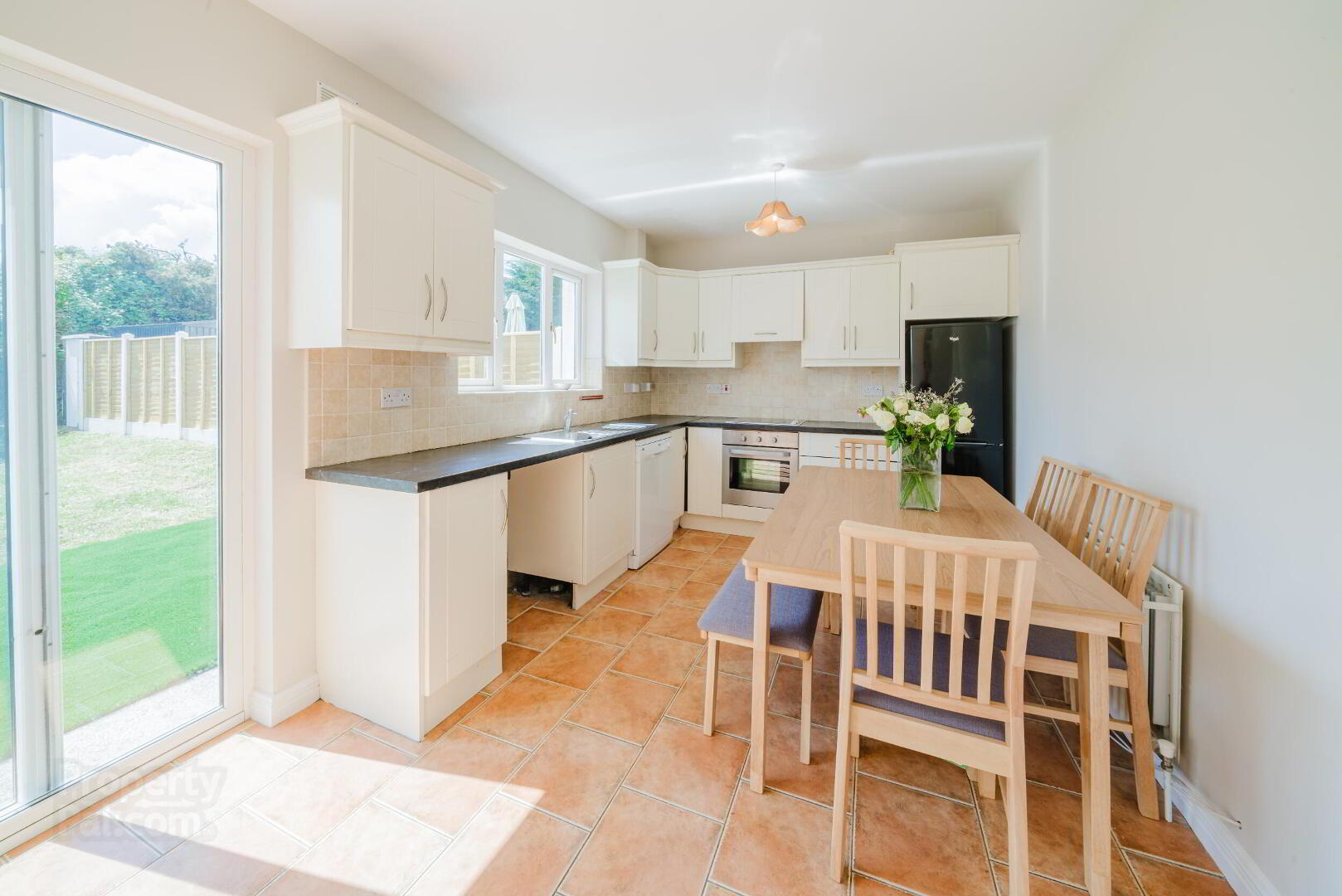 7 Carrowmore Dr 4 of 28