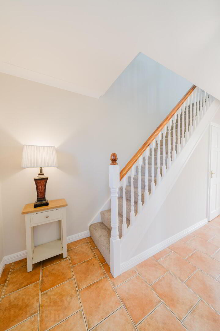 7 Carrowmore Dr 11 of 28