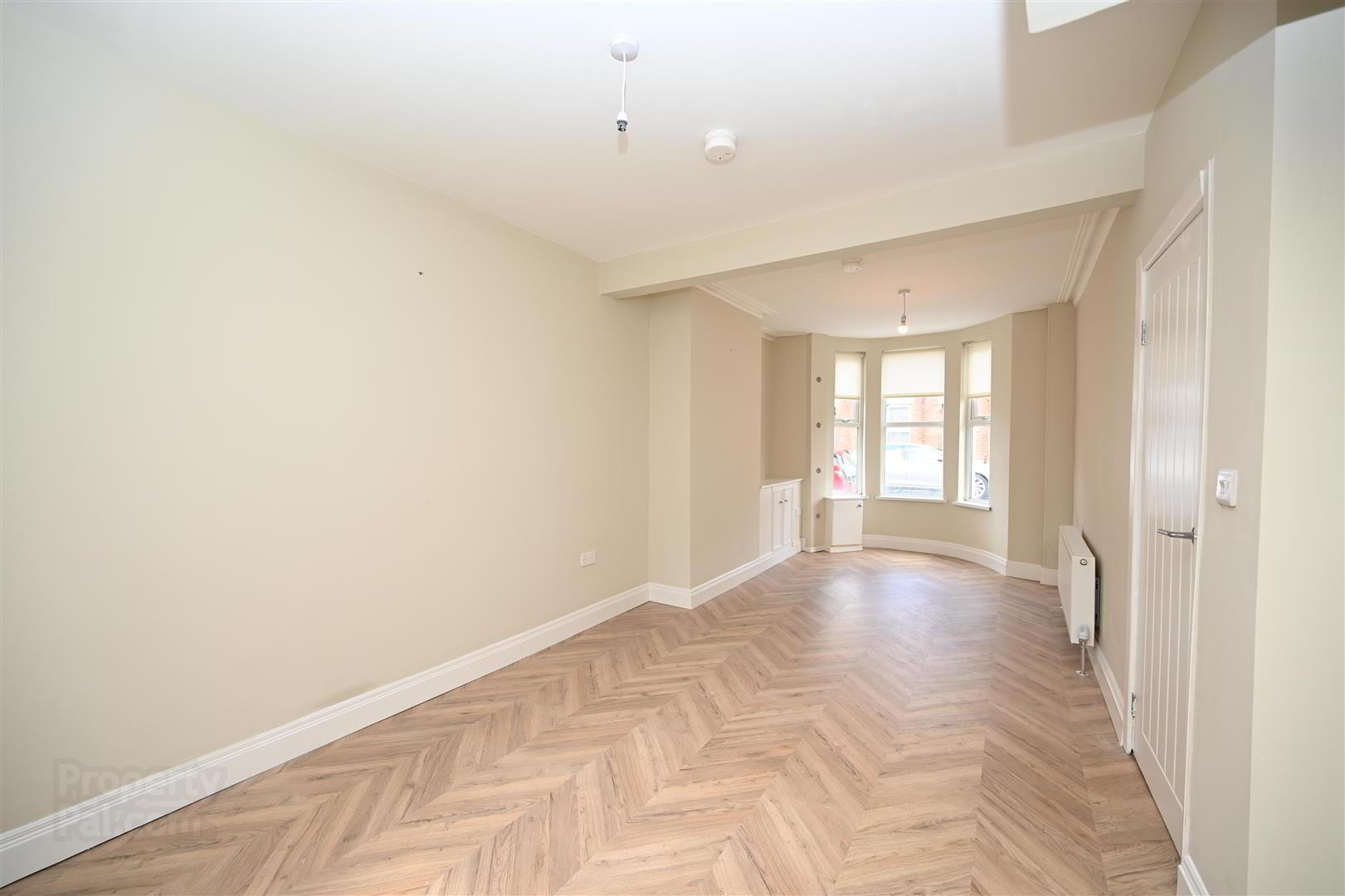 32 Chadwick Street 3 of 9