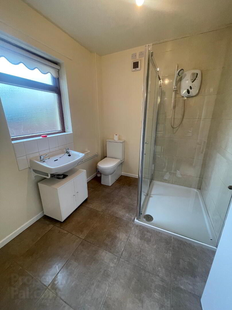 5 Mourne Crescent 3 of 7