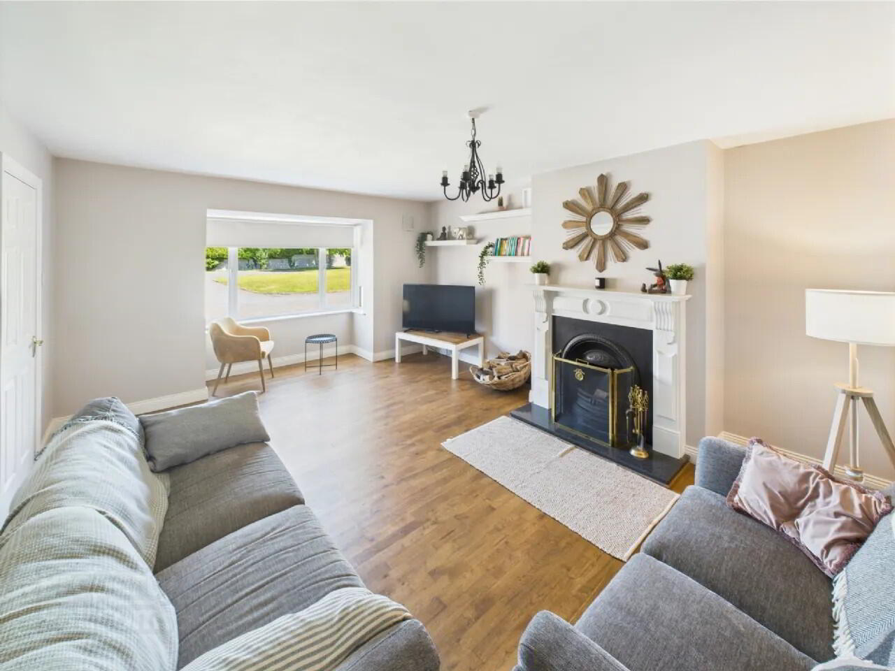 property description image