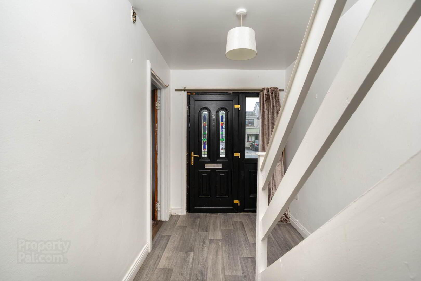 56 Thornbury Drive 5 of 19