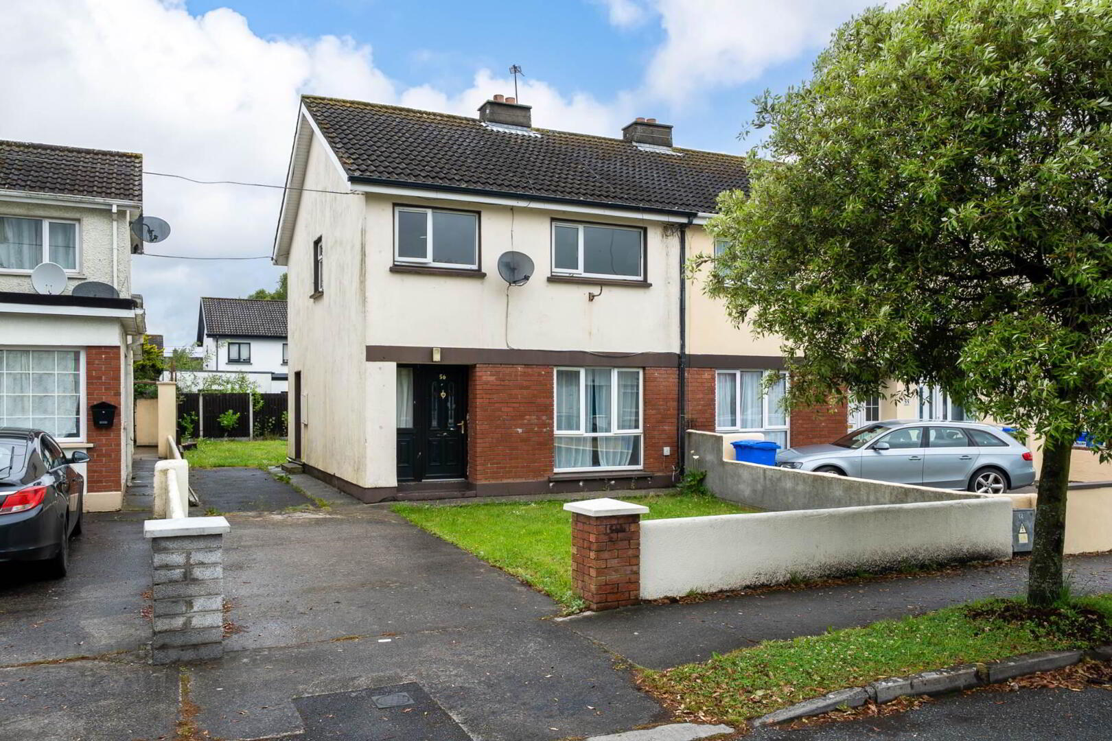 56 Thornbury Drive 1 of 19