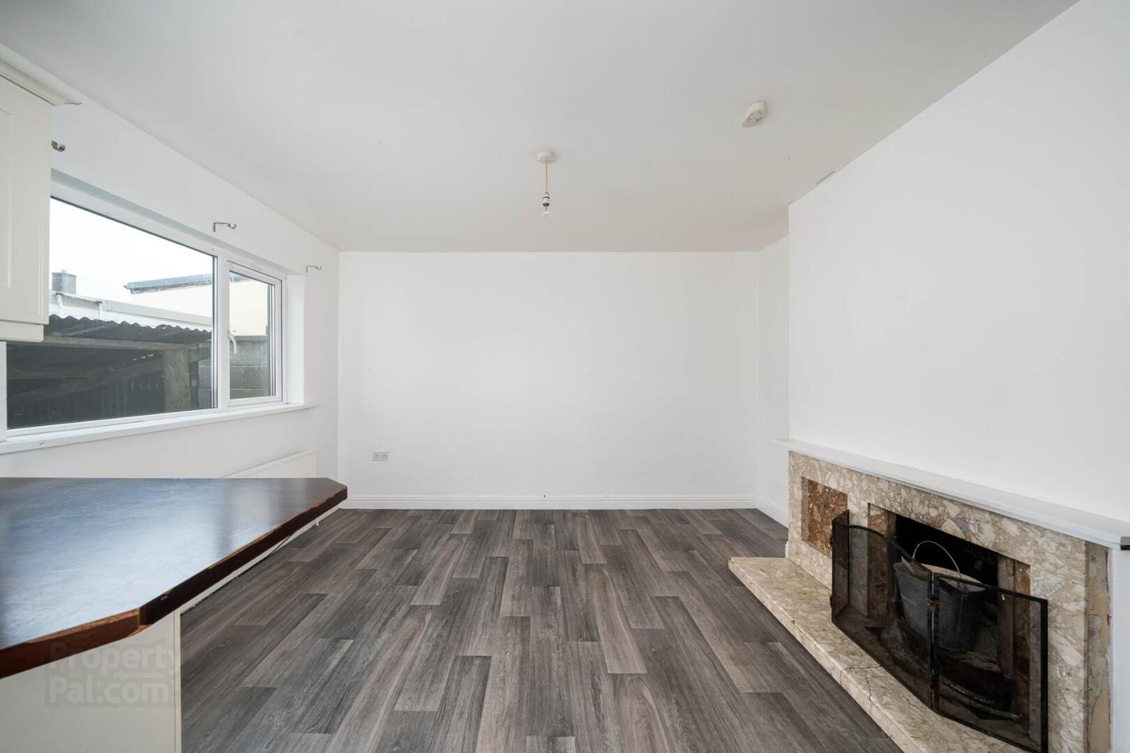 56 Thornbury Drive 8 of 19