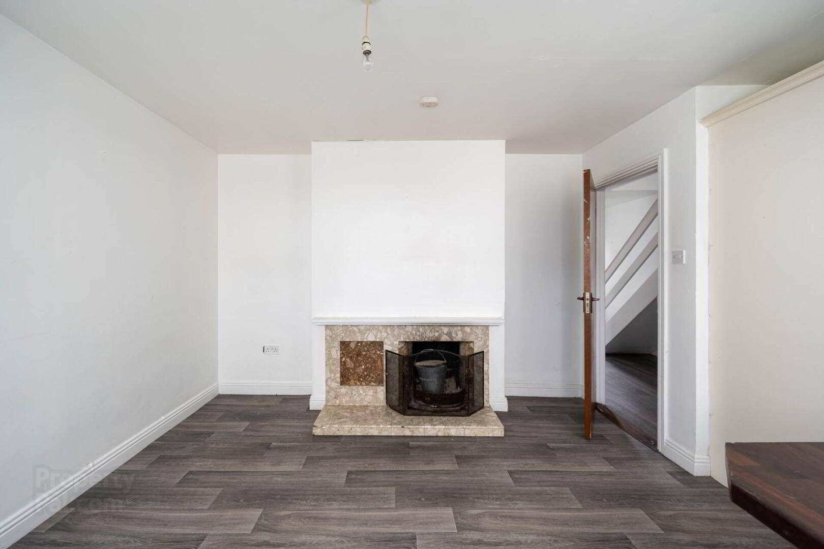 56 Thornbury Drive 11 of 19