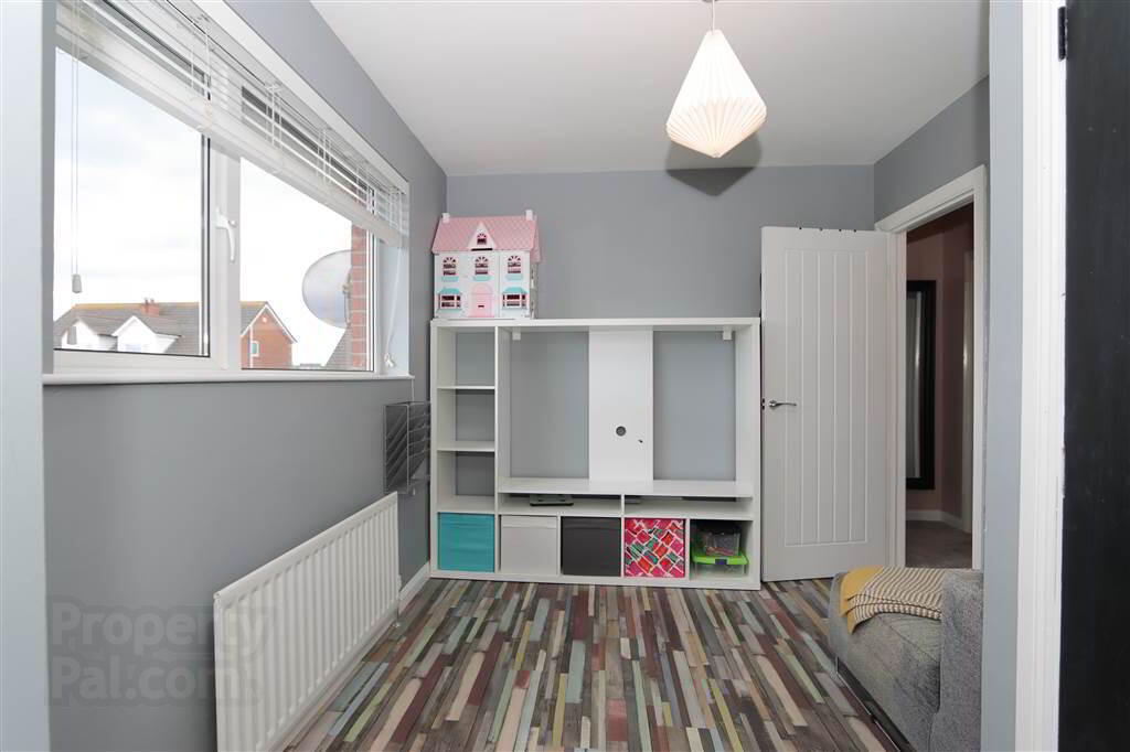 5 Millbank Crescent 17 of 29
