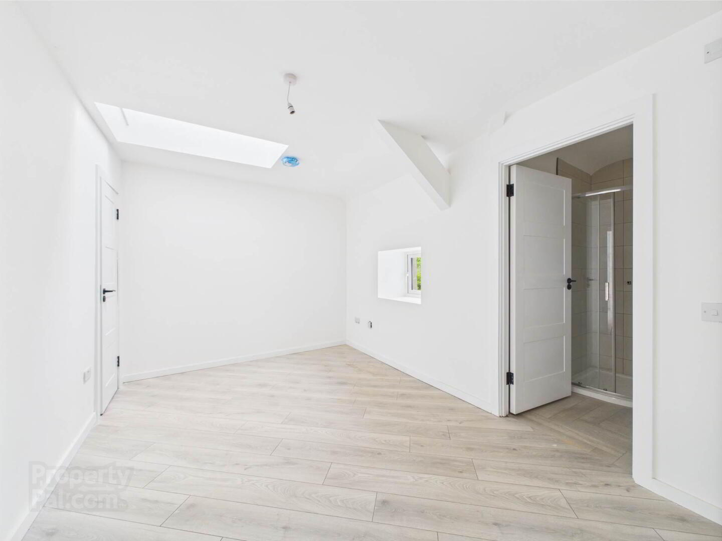 18 Kickham Street 4 of 7