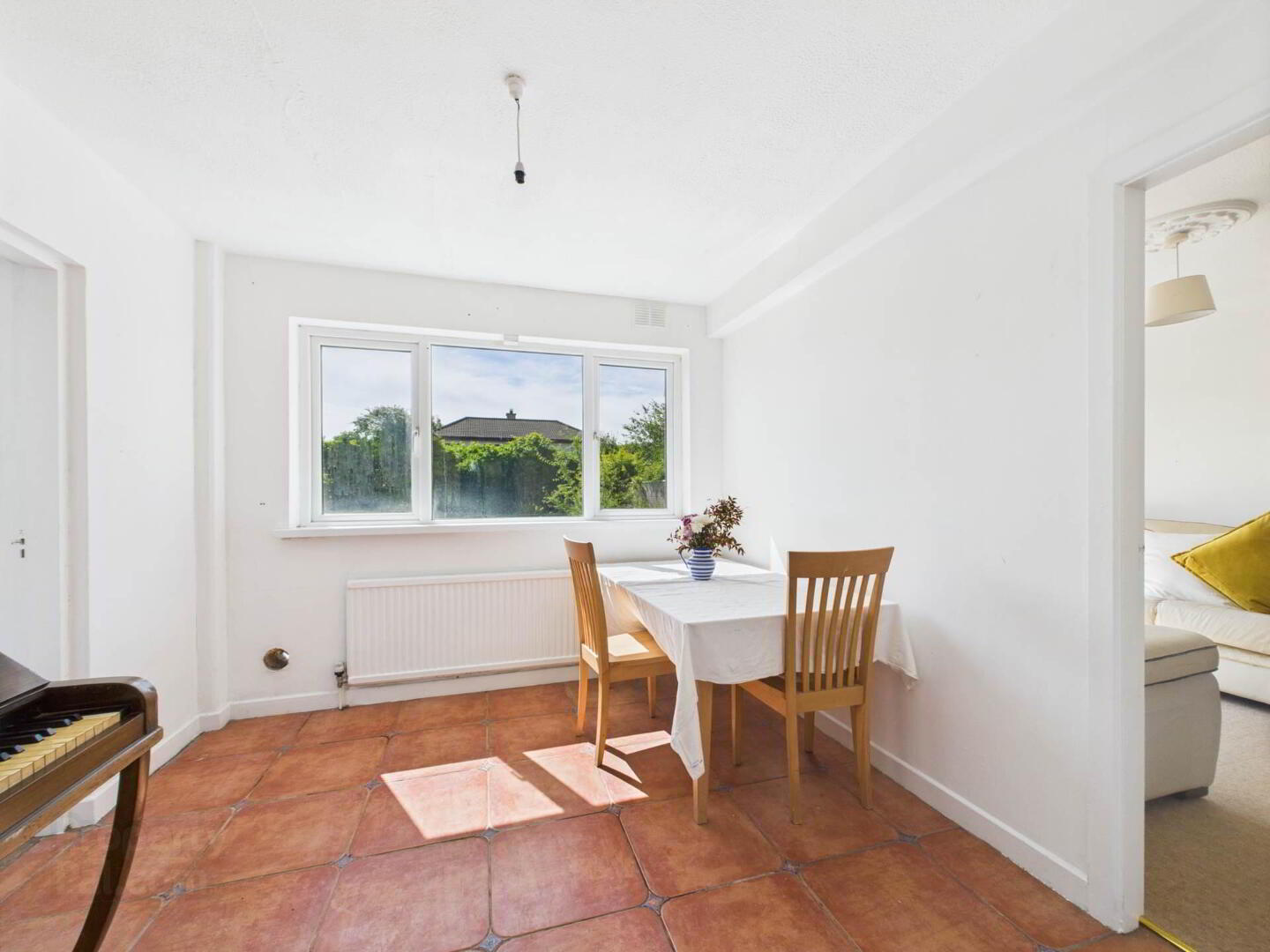 185 Viewmount Park 7 of 18