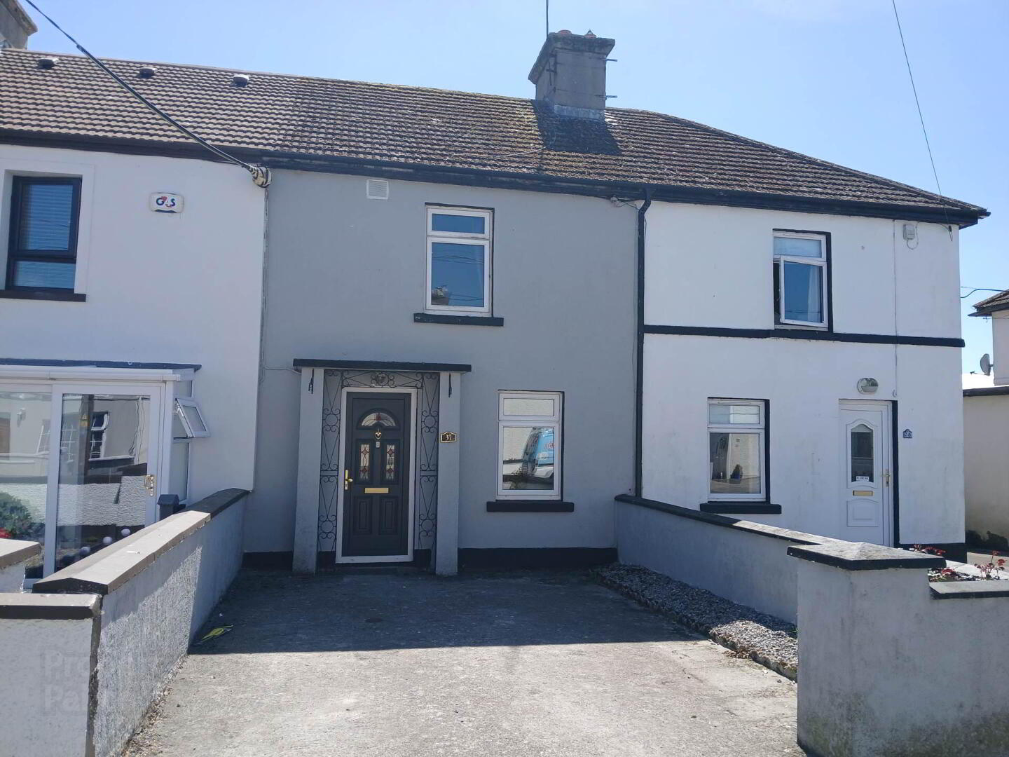 37 Mitchell`s Terrace 1 of 14