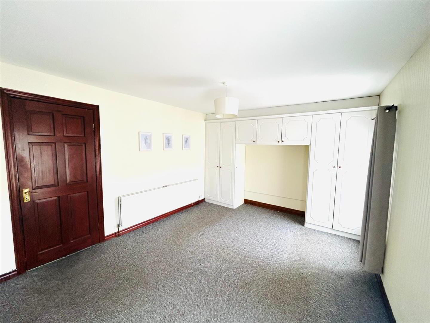 24 Phillip Street 7 of 12