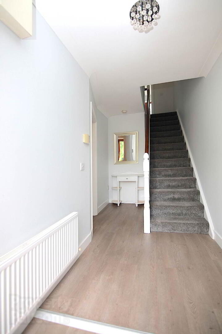 111 Chambers Park 3 of 24