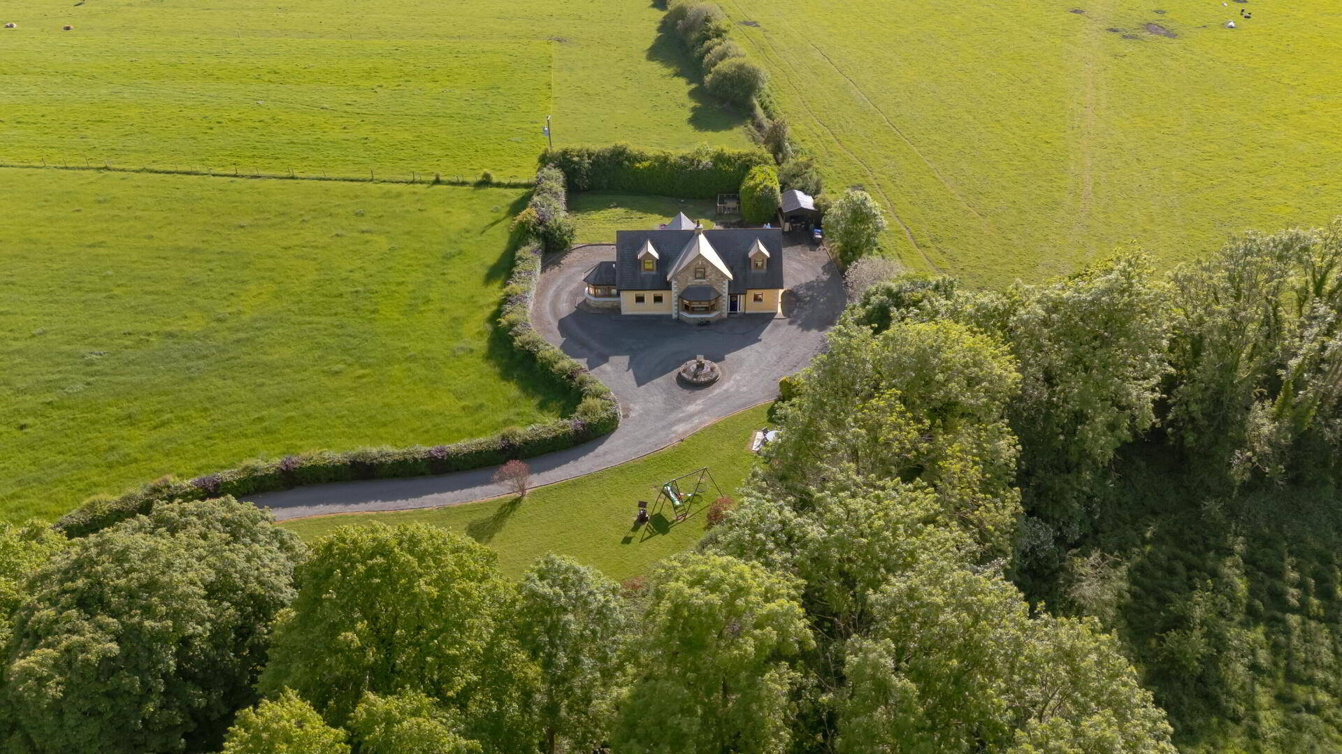 Derrylea Grove 4 of 49