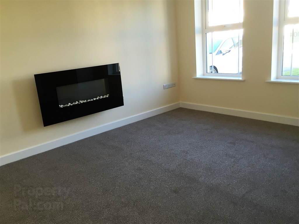 1 Rocklyn Drive 3 of 10