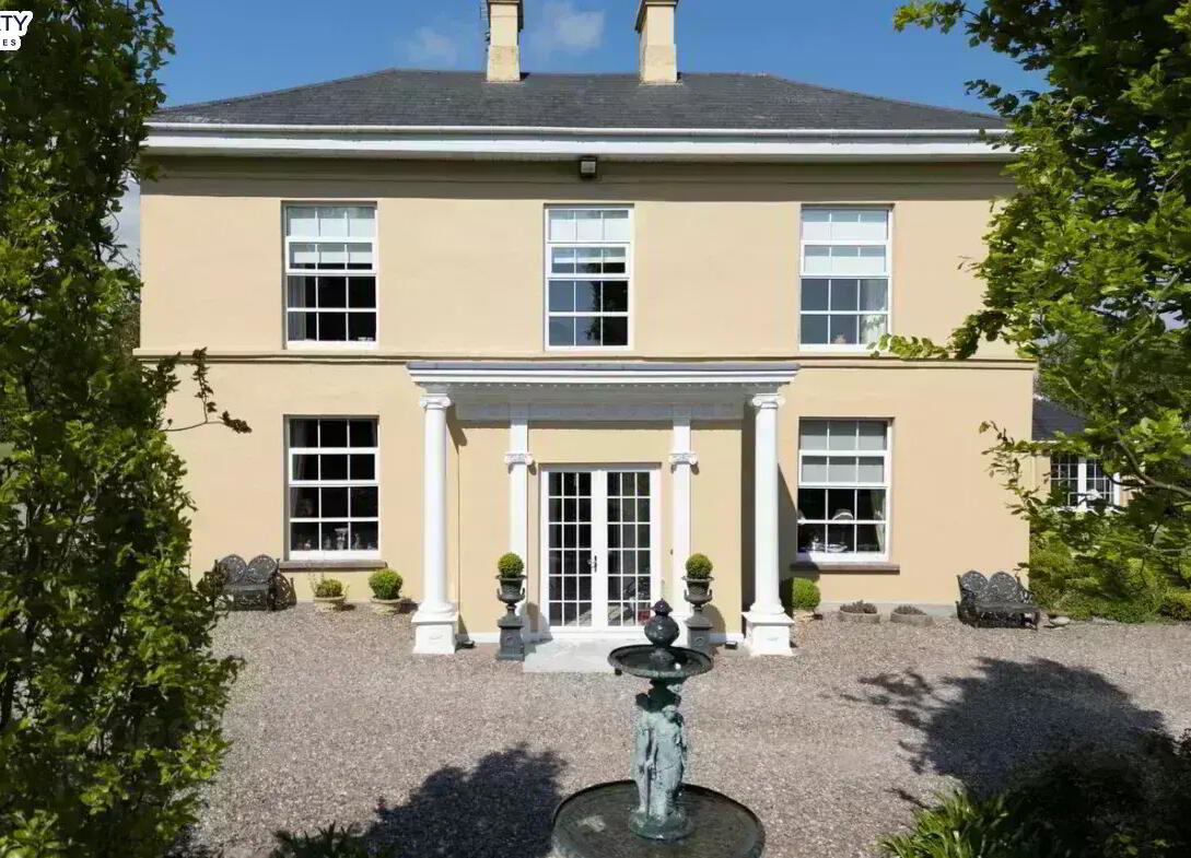 Carewswood House, Carewswood 3 of 79