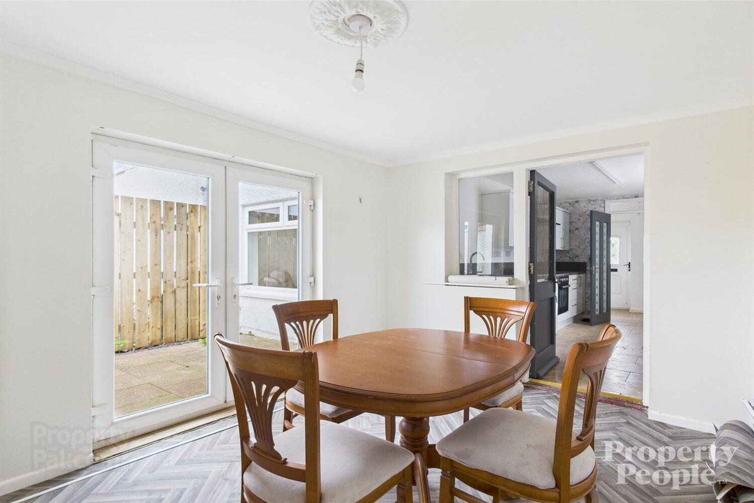 9 Carlisle Square 6 of 21