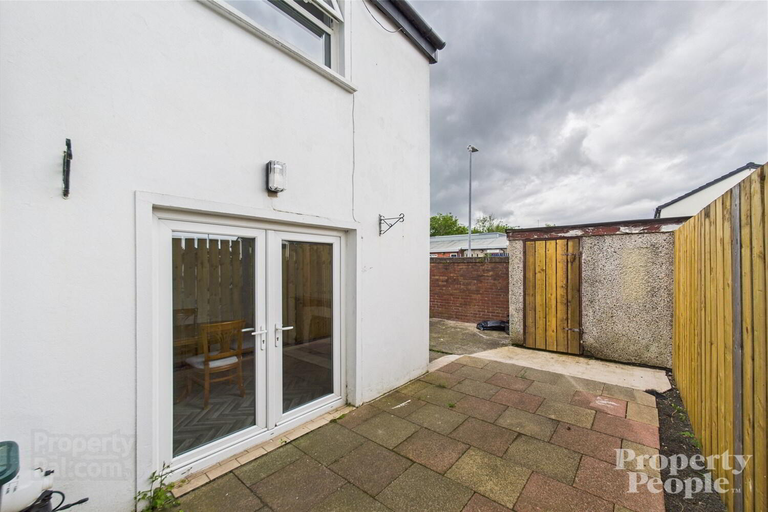 9 Carlisle Square 17 of 21