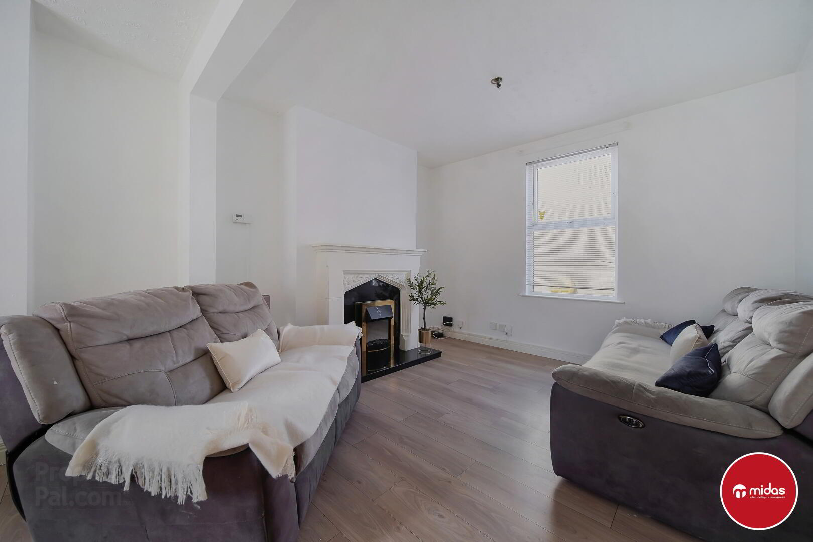 property description image