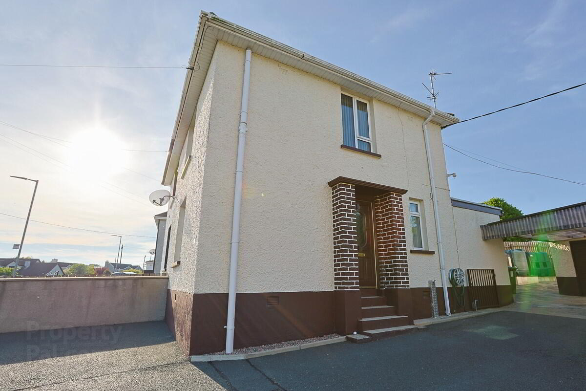 222 Dromore Road 4 of 42