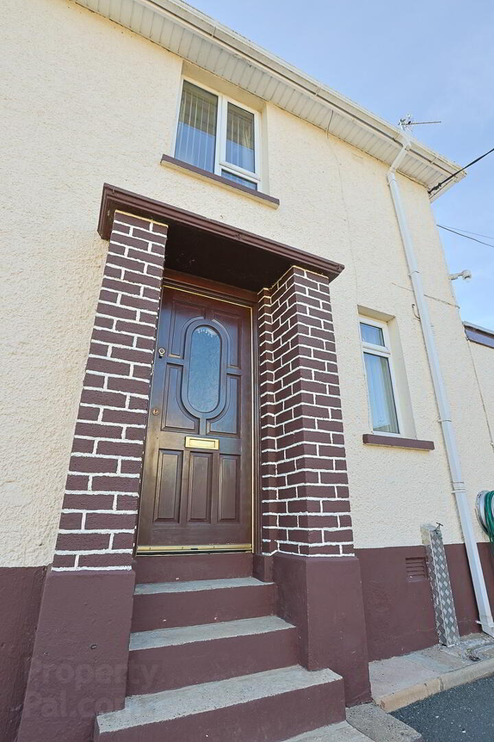 222 Dromore Road 5 of 42