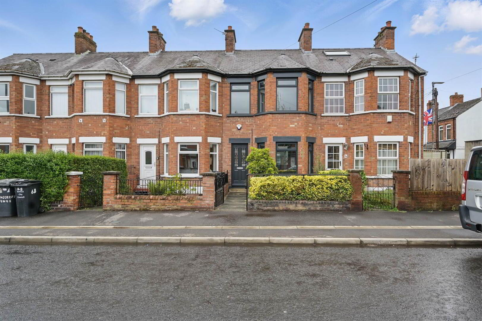 72 Ravenscroft Avenue 1 of 14