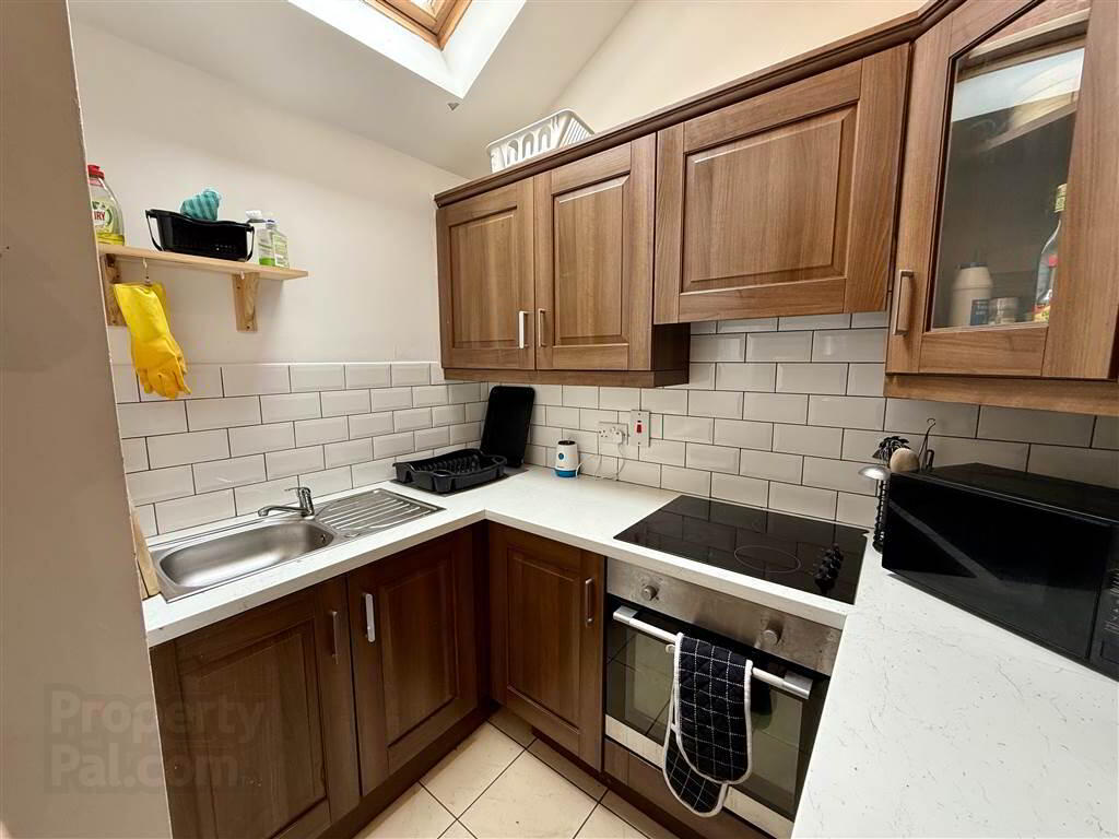 74 Hatton Drive 6 of 11