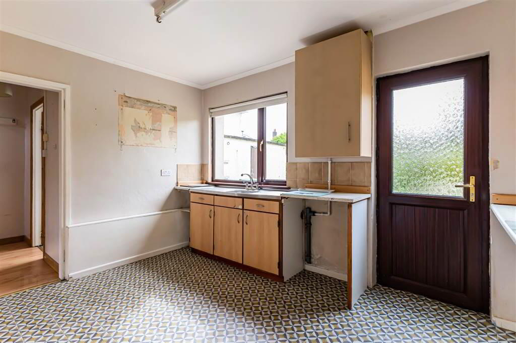 30 South Avenue 7 of 20