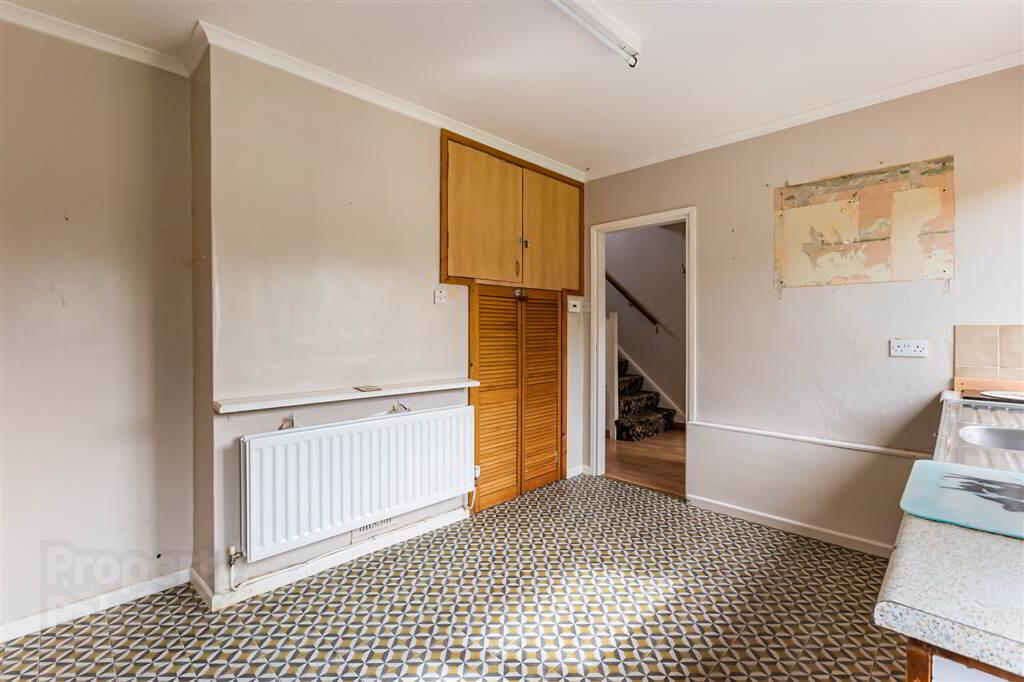 30 South Avenue 8 of 20