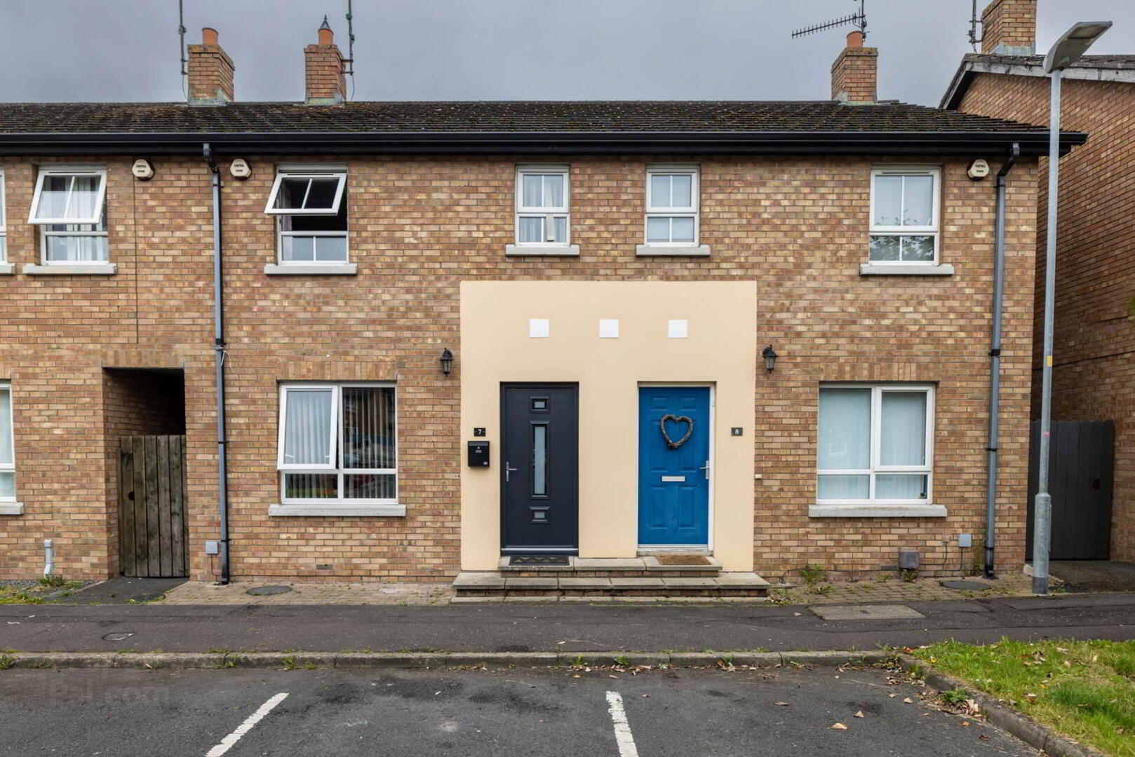 7 Castle Lane Mews 1 of 25