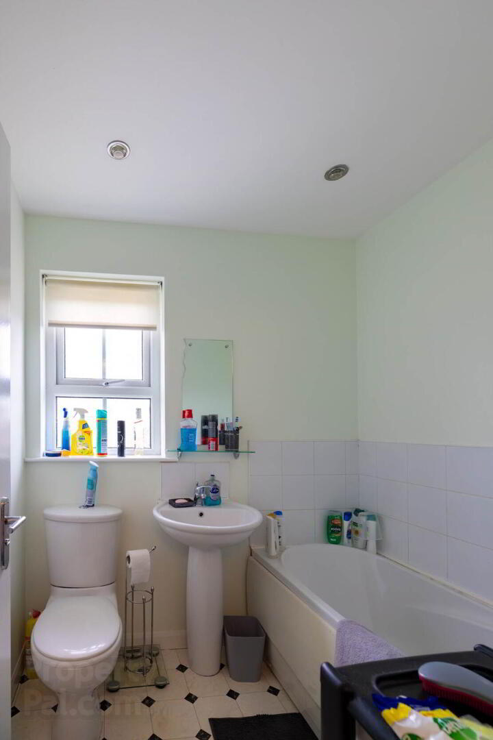 7 Castle Lane Mews 21 of 25