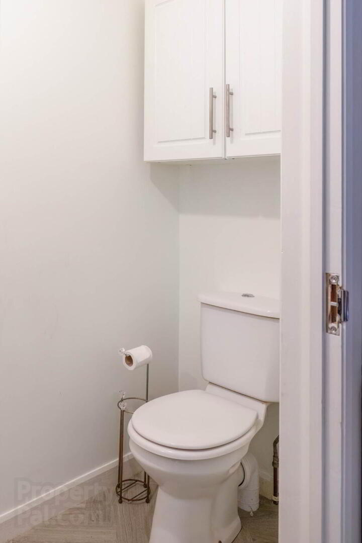 7 Castle Lane Mews 8 of 25