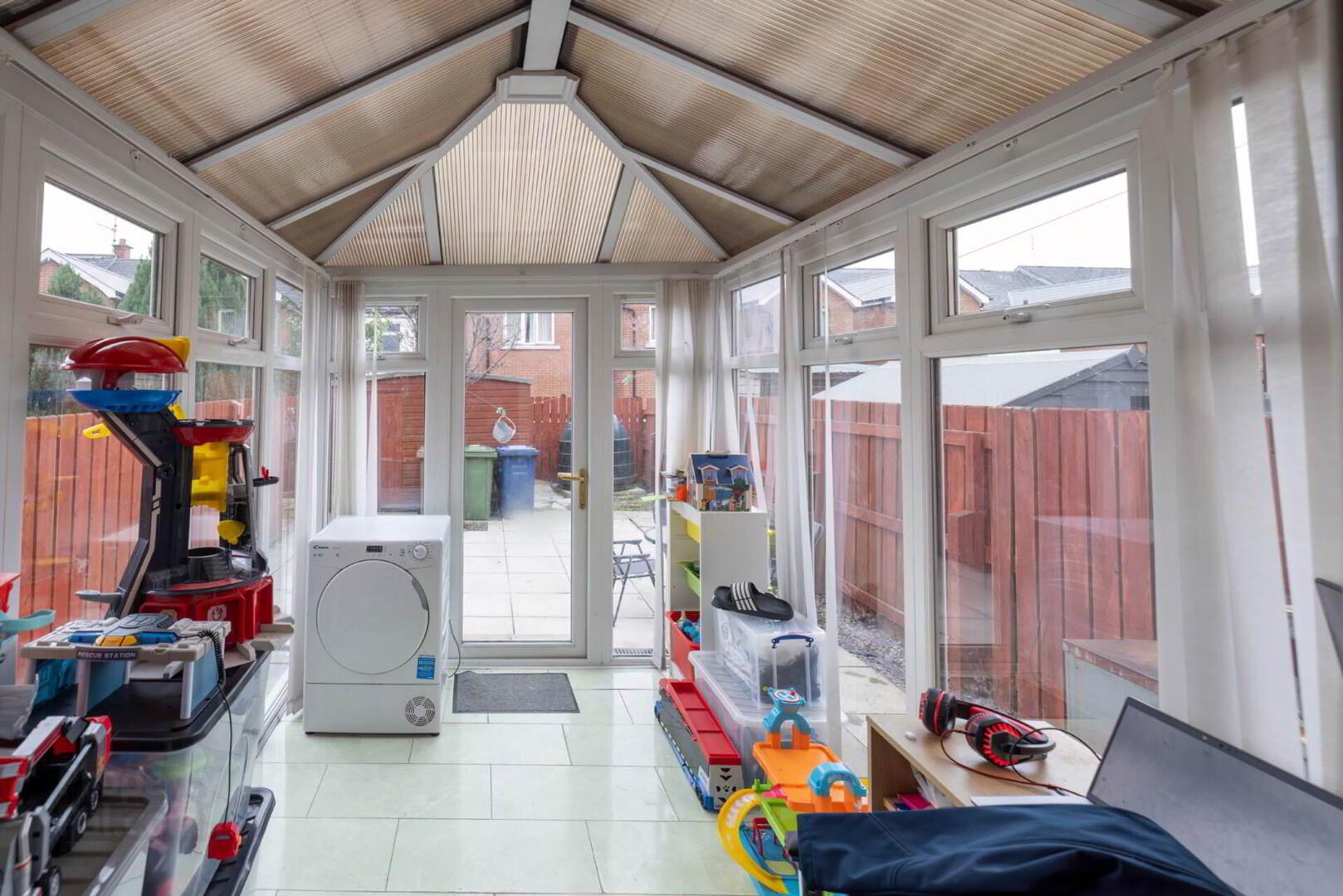 7 Castle Lane Mews 10 of 25
