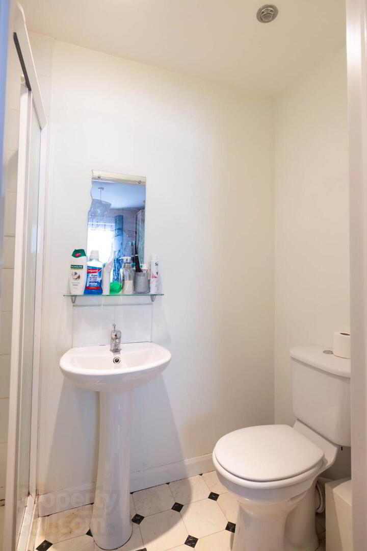 7 Castle Lane Mews 13 of 25