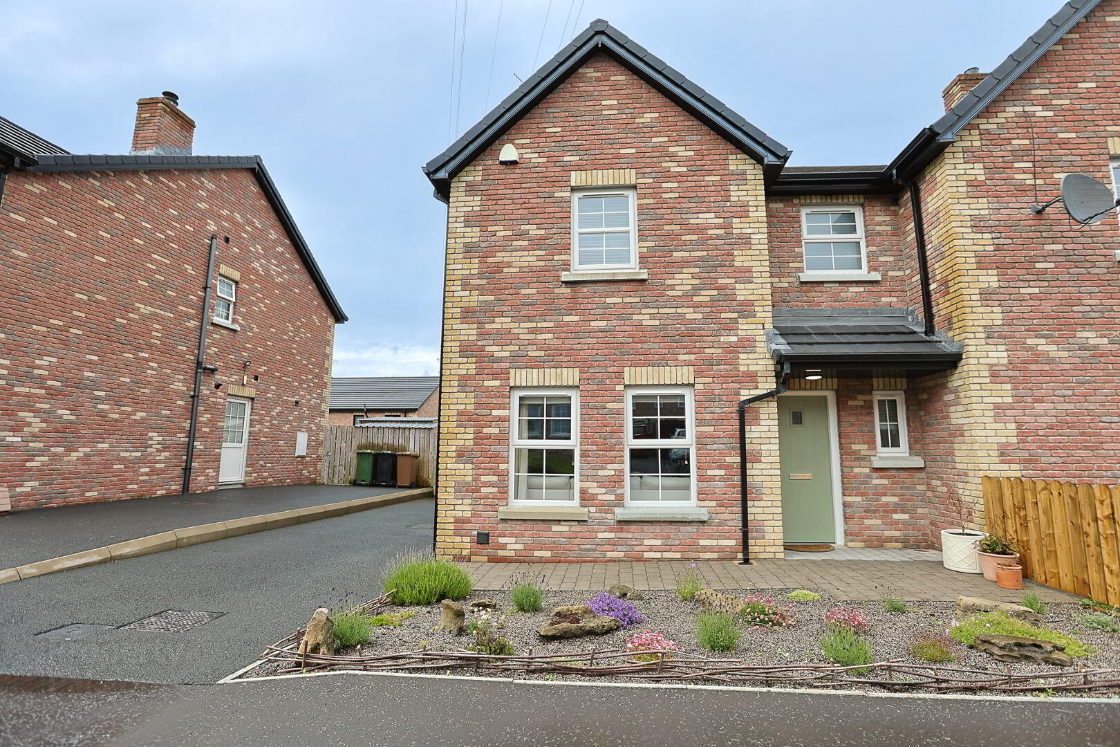 property description image