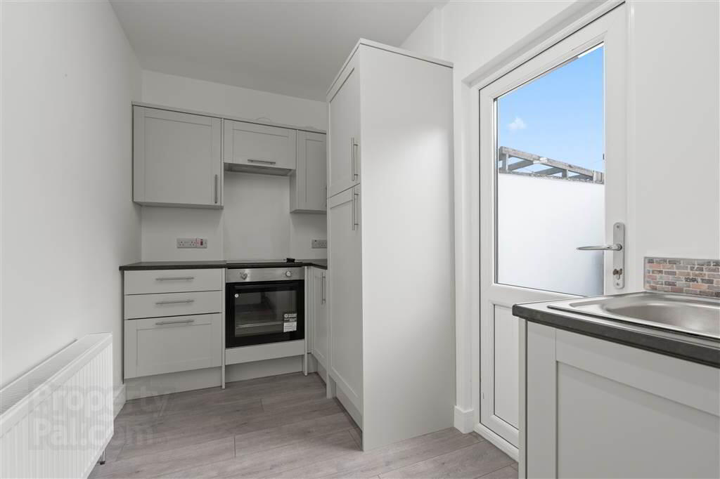 13 Park Avenue 6 of 17