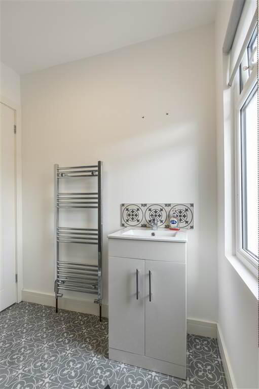 13 Park Avenue 15 of 17