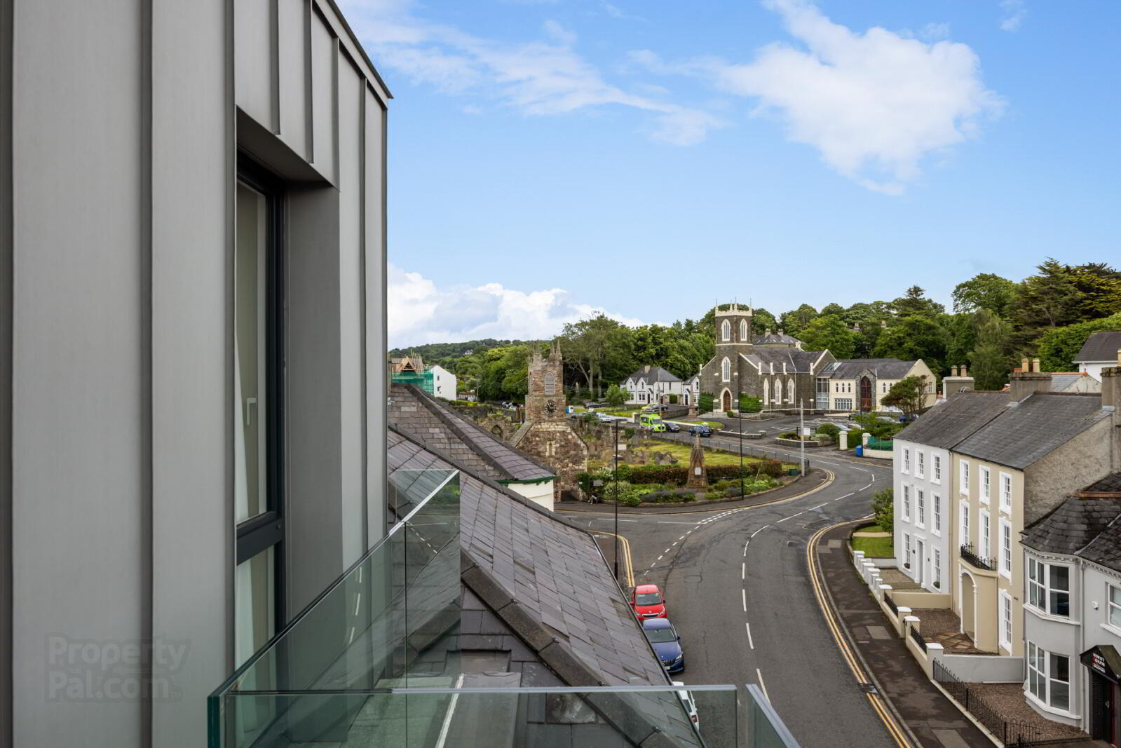 Apartment 15 The Priory 11 High Street 34 of 38