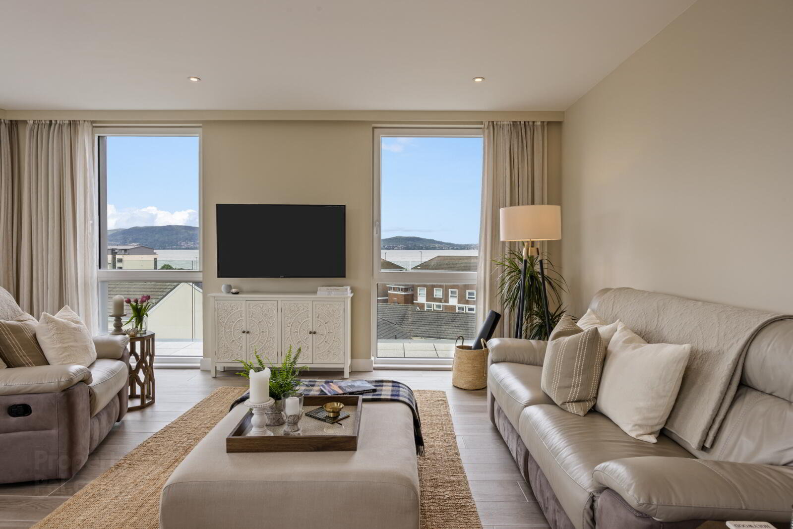 Apartment 15 The Priory 11 High Street 12 of 38