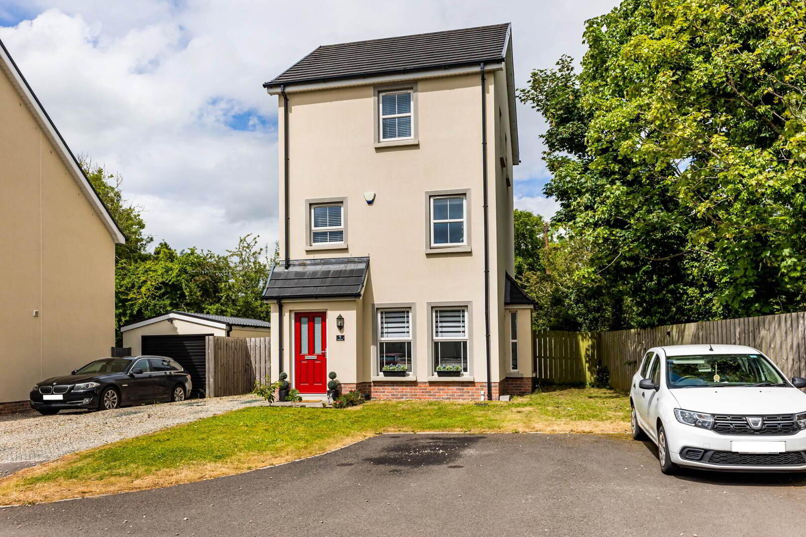 9 Ayrshire Mews 1 of 20