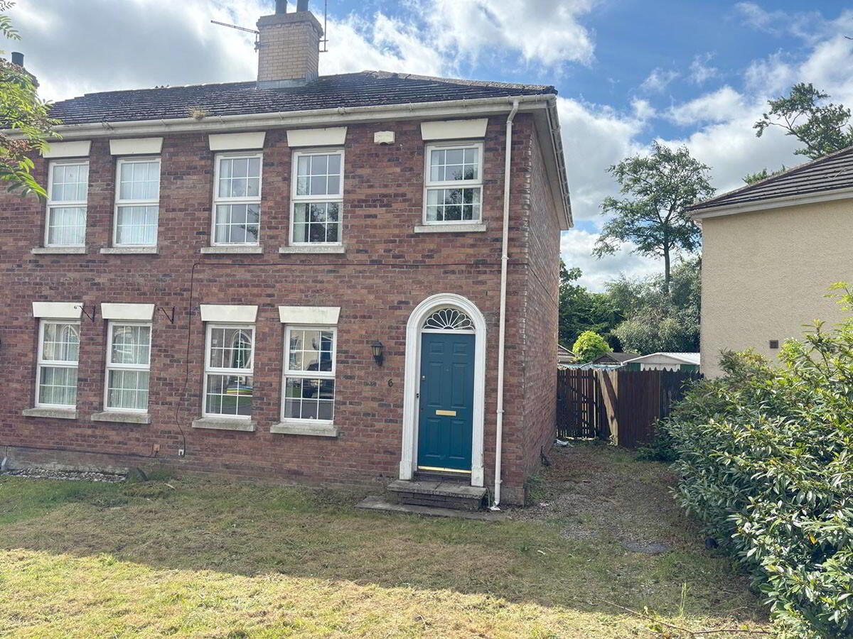 6 Summerhill Court 1 of 8