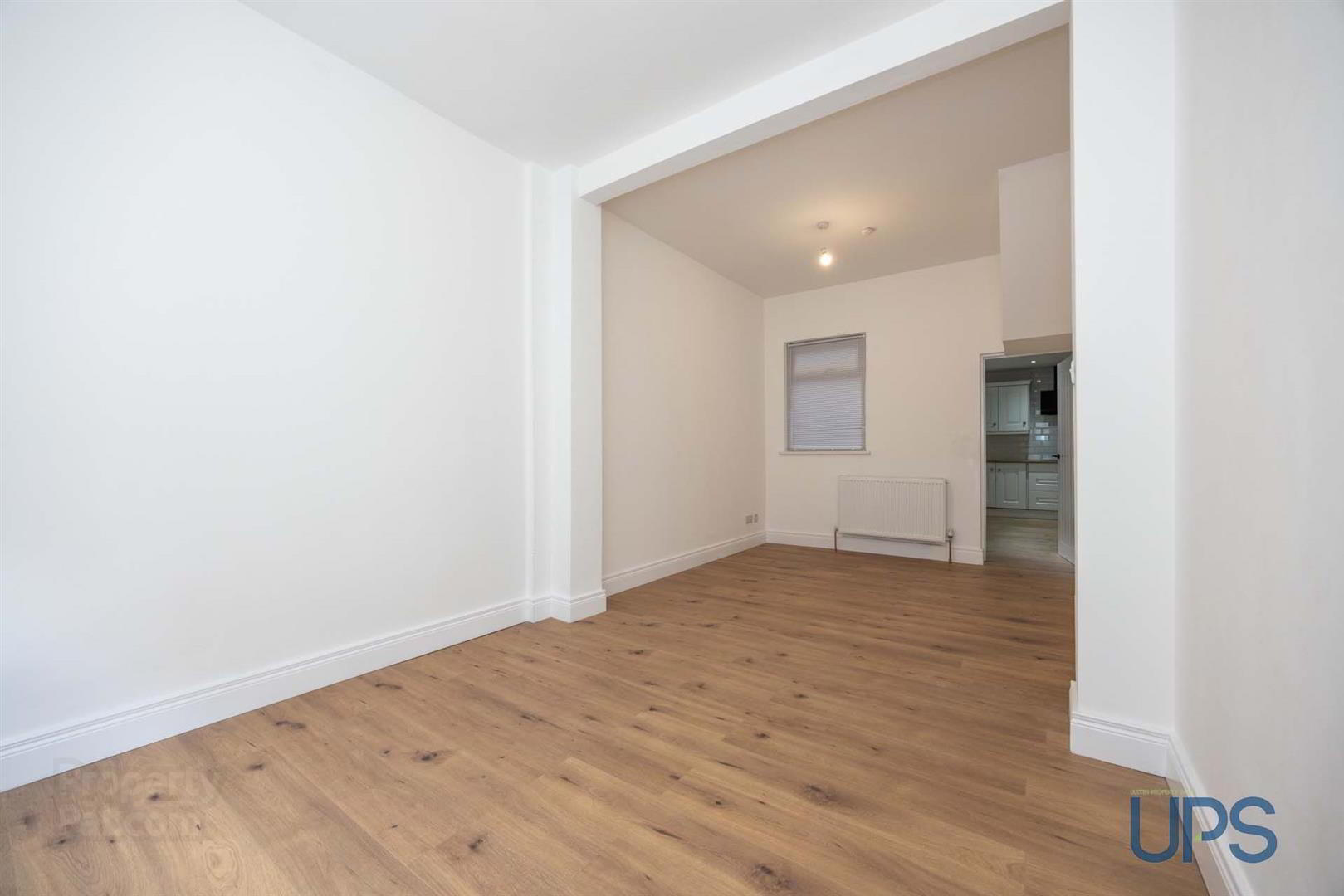 8 Nansen Street 5 of 28