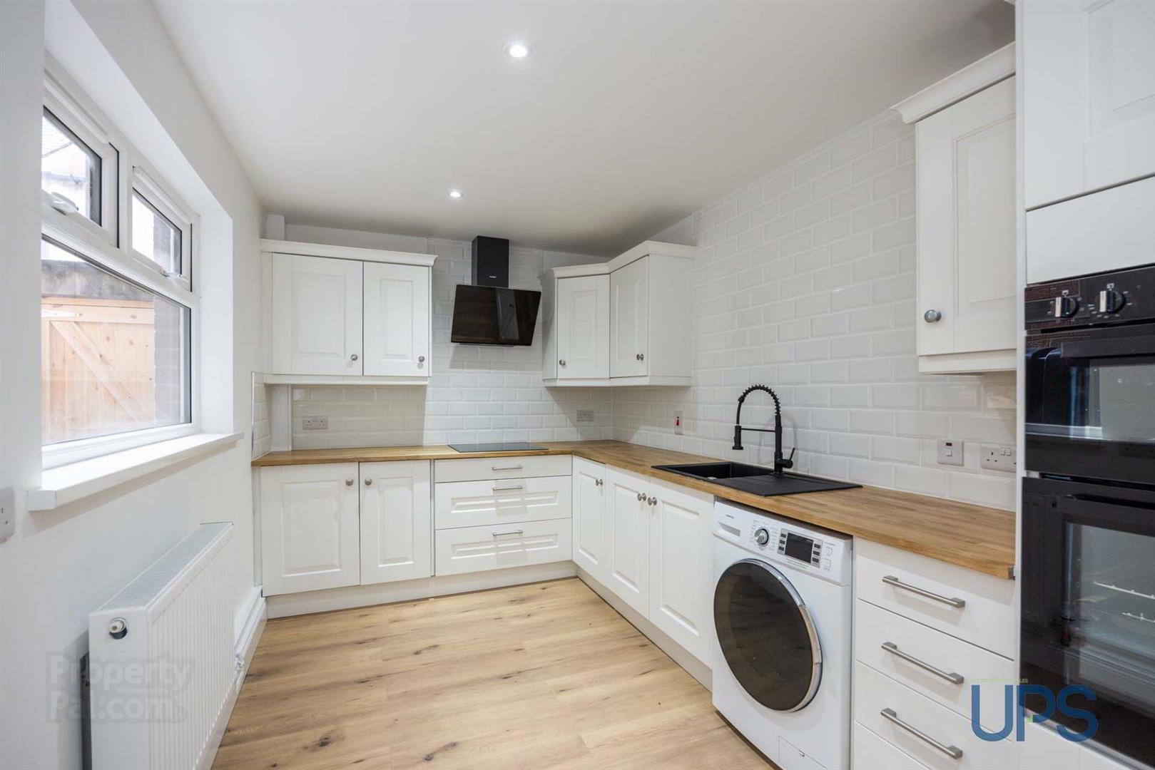 8 Nansen Street 7 of 28